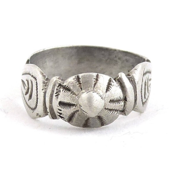 Moroccan Solid Silver Berber handcrafted flower r… - image 7