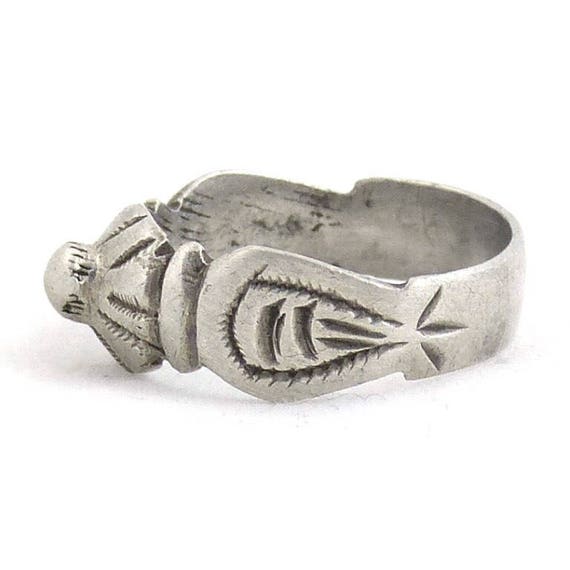 Moroccan Solid Silver Berber handcrafted flower r… - image 5