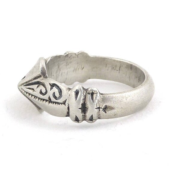 Moroccan Solid Silver Berber handcrafted flower r… - image 5