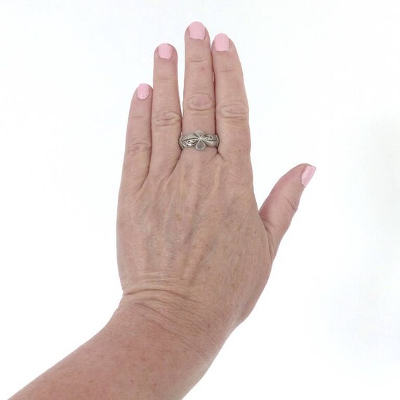 Moroccan Solid Silver Berber handcrafted flower r… - image 4