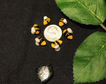 Glass miniature bumble bee terp pearl figurines 1pc