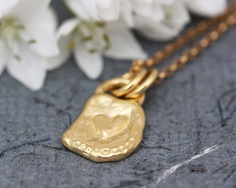 Naszyjnik w kształcie serca ze złota 14K, unikalna biżuteria boho ze złota 18K, wisiorek w kształcie serca ze złota żółtego, naszyjnik walentynkowy, naszyjnik miłosny, biżuteria rzemieślnicza 22K, prezent dla niej