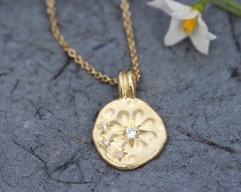 Gold Diamond Necklace, Gold Pendant Necklace, Solid Gold Necklace, 14k Gold Necklace, Gold Necklace Women, Flower Pendant Necklace, 18k, 22k