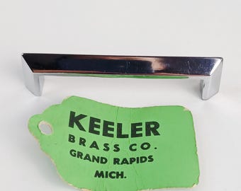 Vintage Keeler Brass Co Bright Chrome Drawer Pull 2 Inch Center MCM K8580 Minimalist Silver Handle New Old Stock Atomic Era Cabinet Hardware