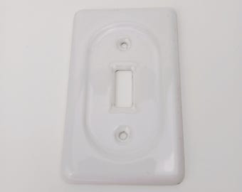 Tapa de interruptor de luz de porcelana, placa frontal, placa trasera, decoración rústica para el hogar, herrajes y detalles vintage de mediados de siglo.