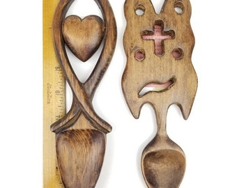 Small Crafted Welsh Wooden Lovespoon with Hearts PC64 Hand Carved 