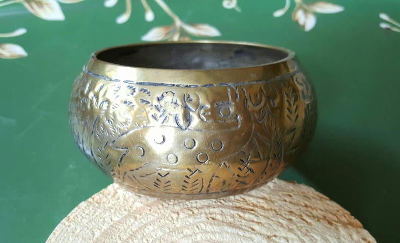 Arm Band Artisan Mexico AK2 Chunky Cuff Bracelet Bangle Big Brass Bracelet Mexican Folk Art Engraved Deer Stag Totem 1970s Estate Jewelry
