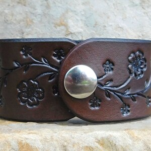 Sarah's Artistry, Hand Painted Tooled Leather Cuff Bracelet, Wide, Cherry Blossom Floral Vine, Gift for Women Girls, 3rd Anniversary, Snap image 3