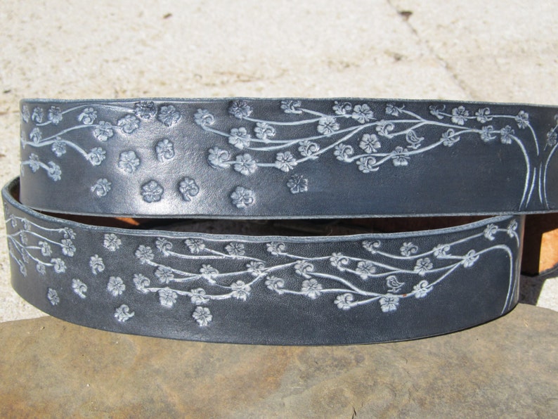 Leather Dog Collar, Whimsical Soft Black Floral Tree With Hidden Bird, Girl or Boy Dog, Custom Personalized Collar, Large Dog Breed Collar image 2