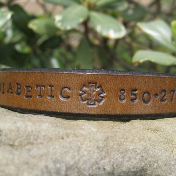 Medical Alert Bracelet Personalized Leather Bracelet Men Women Medical ID Bracelet Autism Diabetic Engraved Bracelet Custom Medical Allergy