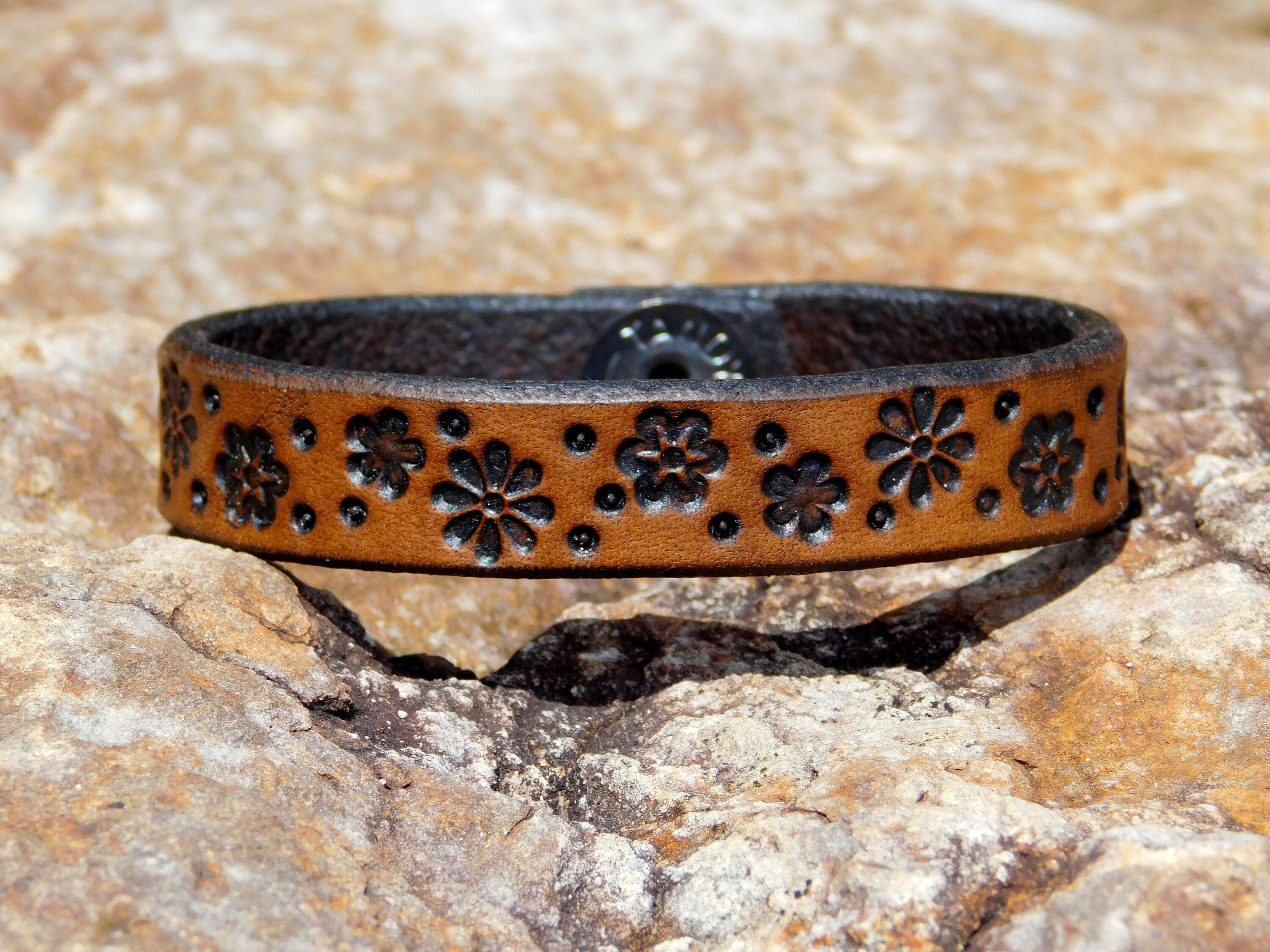 Leather Bracelet for Women Polka Dot Flowers Womens Leather