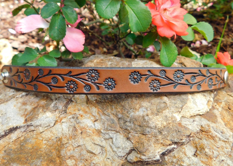 Leather Wristband Bracelet Women Womens leather bracelet Cuff Gift for Her Womens Leather Bracelet Sunflower Daisy Vine 3rd Anniversary