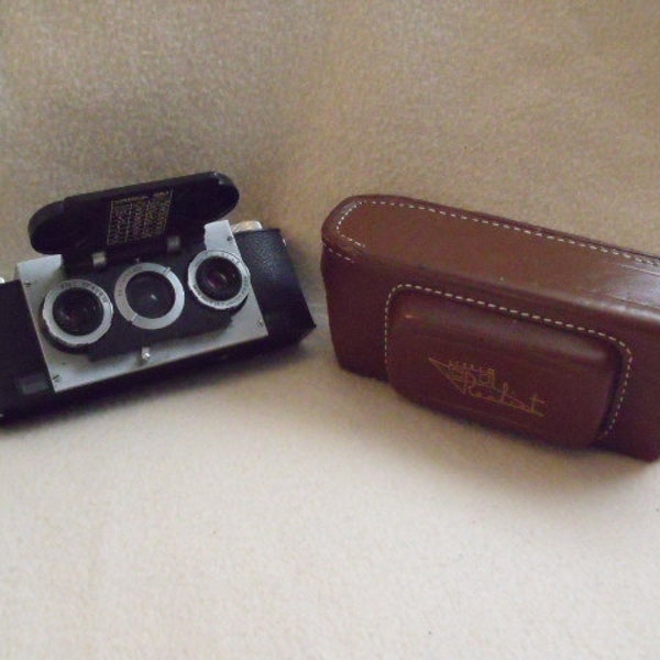 Stereo-Realist 1041 Film Camera