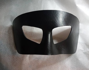 Masque en cuir noir inspiré d'Orville 2 styles