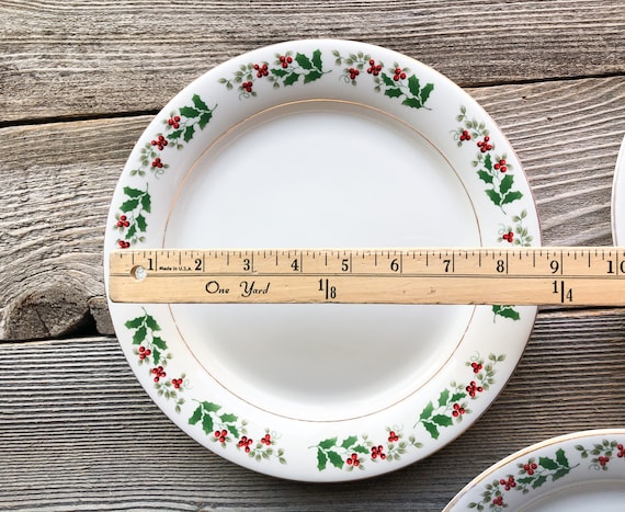 Christmas Dinner Plates Set of 4 Dinner Plates Christmas China Holly Berry Cottage Chic China Christmas Tea Party Etsy Canada