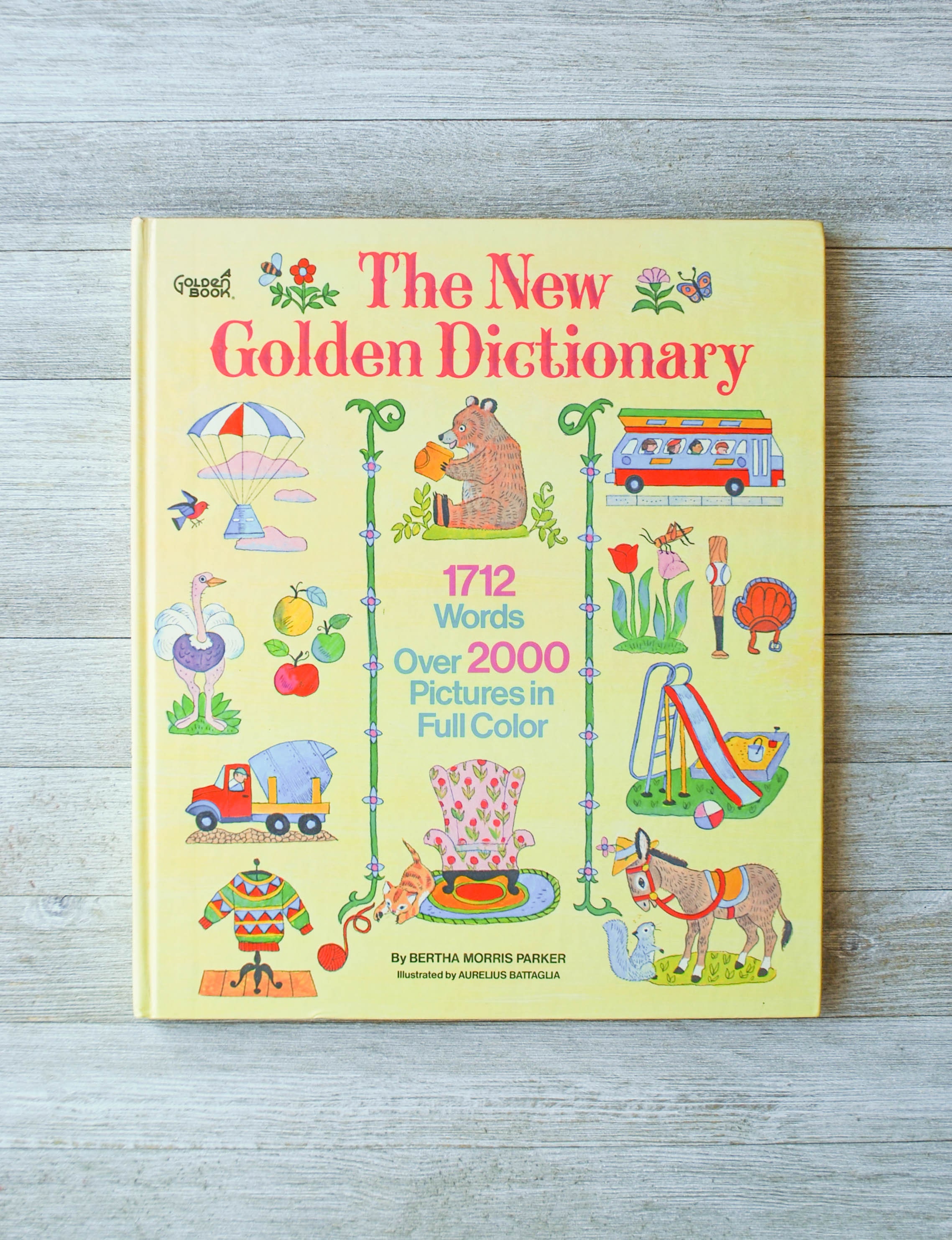 The New Golden Dictionary | Bertha Morris Parker | Illustrated by Aurelius  Battaglia | 1972 | Yellow