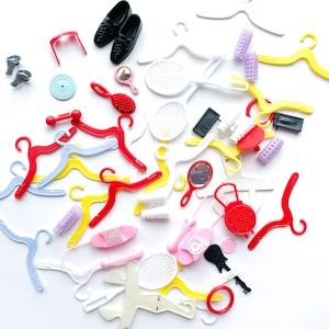 Vintage Barbie Hangers Curlers Accessories | Vintage Barbie