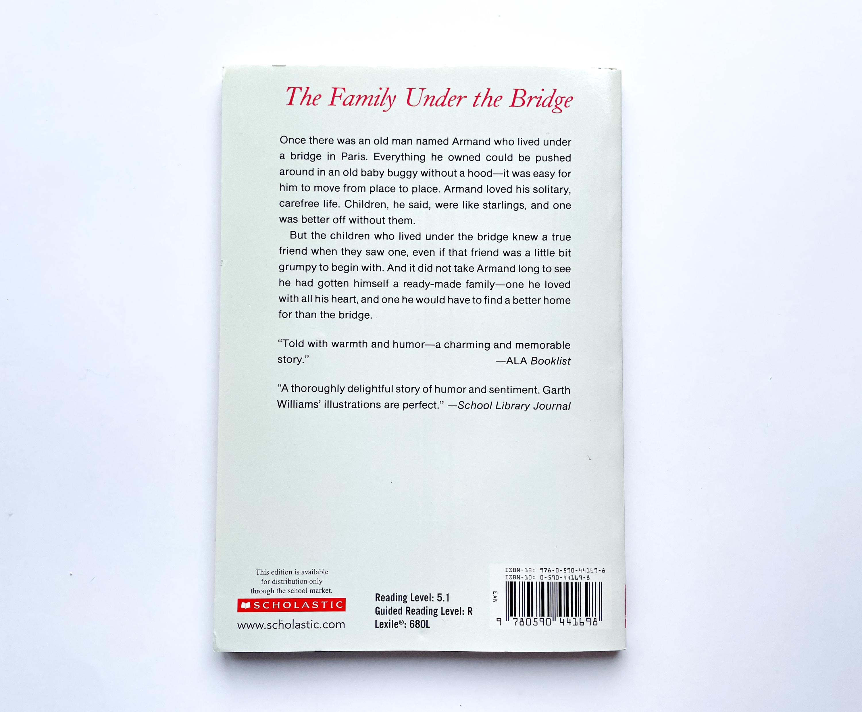 The Family Under the Bridge | by Natalie Savage Carlson | 1990 ...