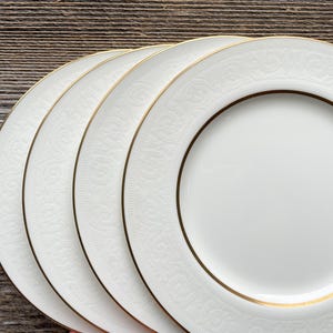 Hunter by Mikasa Salad Plates Set of 4 | Bone China | Elegant Plates | Dishes | Floral | Japan