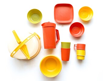 Tupperware Toys Set of 12 Mismatch | Tupperware Mini Serve It Children Play Pitcher Bowl Cup Lids Toy Play Set | 1979