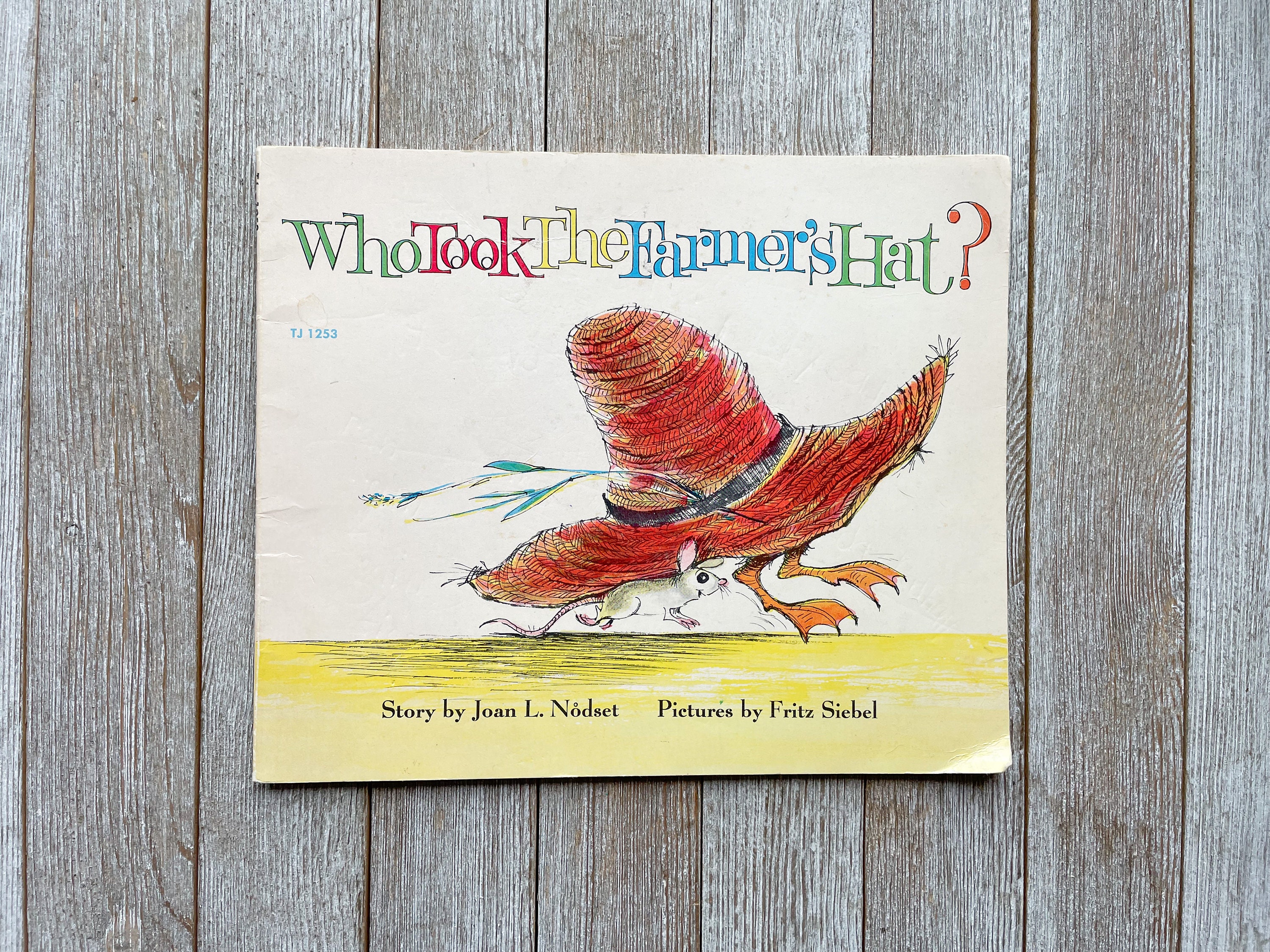 Who Took the Farmer's Hat? | by Joan L. Nodset | Paperback | 1973