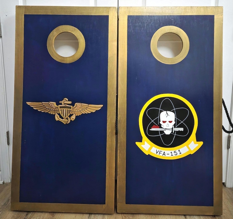 Cornhole Boards, Custom Cornhole with bags, Sports Team, College, House Divided, Lawn Games, Monogram, Military, All Weather, Wedding Games bild 3