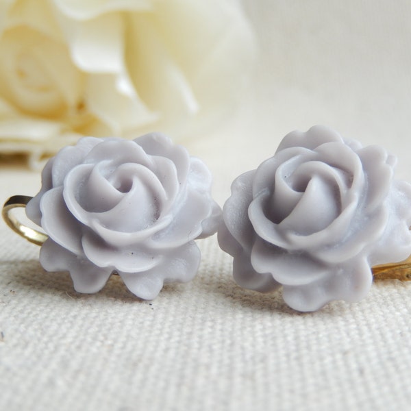 Clip-on earrings,Gray flower clip earrings,Clip on flower earrings,Non pierced earrings,Mother Daughter,Mommy and me,Shabby chic earrings