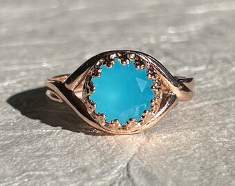 Rose gold ring,Women's ring with stone,Blue Crystal ring,Swarovski Crystal,Women's jewelry,Unique gift for her,Quality jewelry