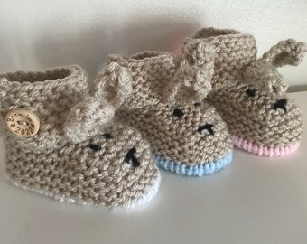 Unisex baby bunny booties Newborn crochet rabbit booties Crochet baby shoes Handmade Crochet baby boots Soft plush bunnies booties