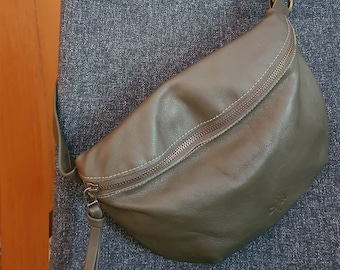 Leather Crossbody Belt Bag, Women Fanny Pack, Bum Bag, Hip Bag, Leather Waist Bag, Leather Hip Bag in Olive