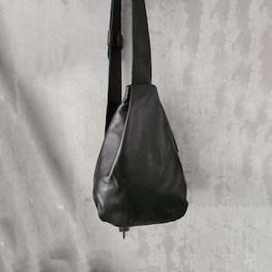 Sling Bag, Triangle Bag, Chest Bag, Crossbody Daypack, Leather Sling Bag, Gift For Him And Her, Sling Bag for Women, Sling Purse