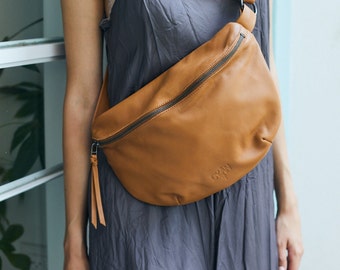 Belt Bag, Waist Bag, Crossbody Bag, Leather Hip Bag, Bum Bag, Fanny Pack for Women, Accessories for Mom