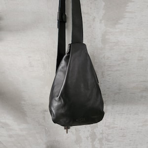 Weicher italienischer Leder Sling Rucksack, Sling Bag für Frauen, Sling Leder Geldbörse, Sling Backpack Women