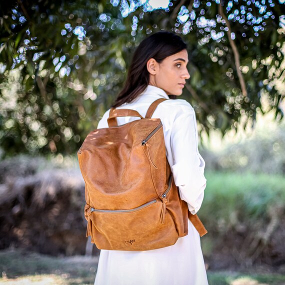 Large backpack ladies hotsell