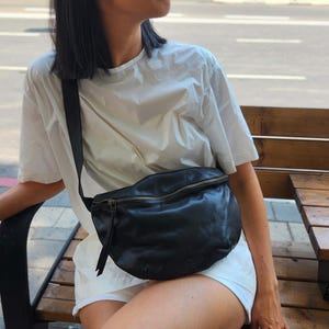 Soft Leather Bum Bag, Fanny Packs for Women, Belt Bag, Pouch Bag for Women, Leather Hip Bag, Waist bag