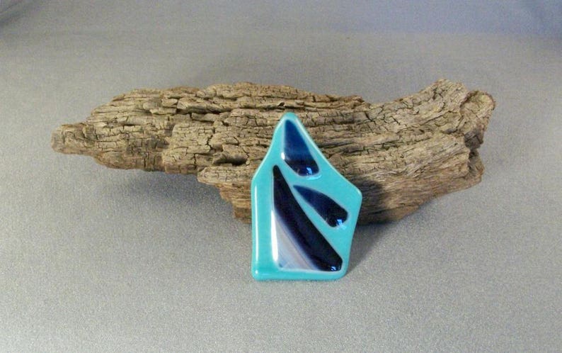 Blue /& Purple Shards Modish Fused Glass Brooch Stylish Lapel Pin Turquoise Glass