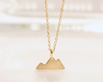Snow Mountain Shape Layering Necklaced Mountain Necklace In GoldSilverRose Gold Gift Women Adventure Mountain Charm
