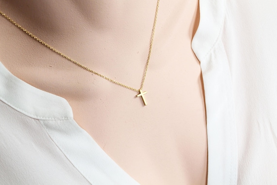 Tiny Cross Necklace in Gold/silver/rose 