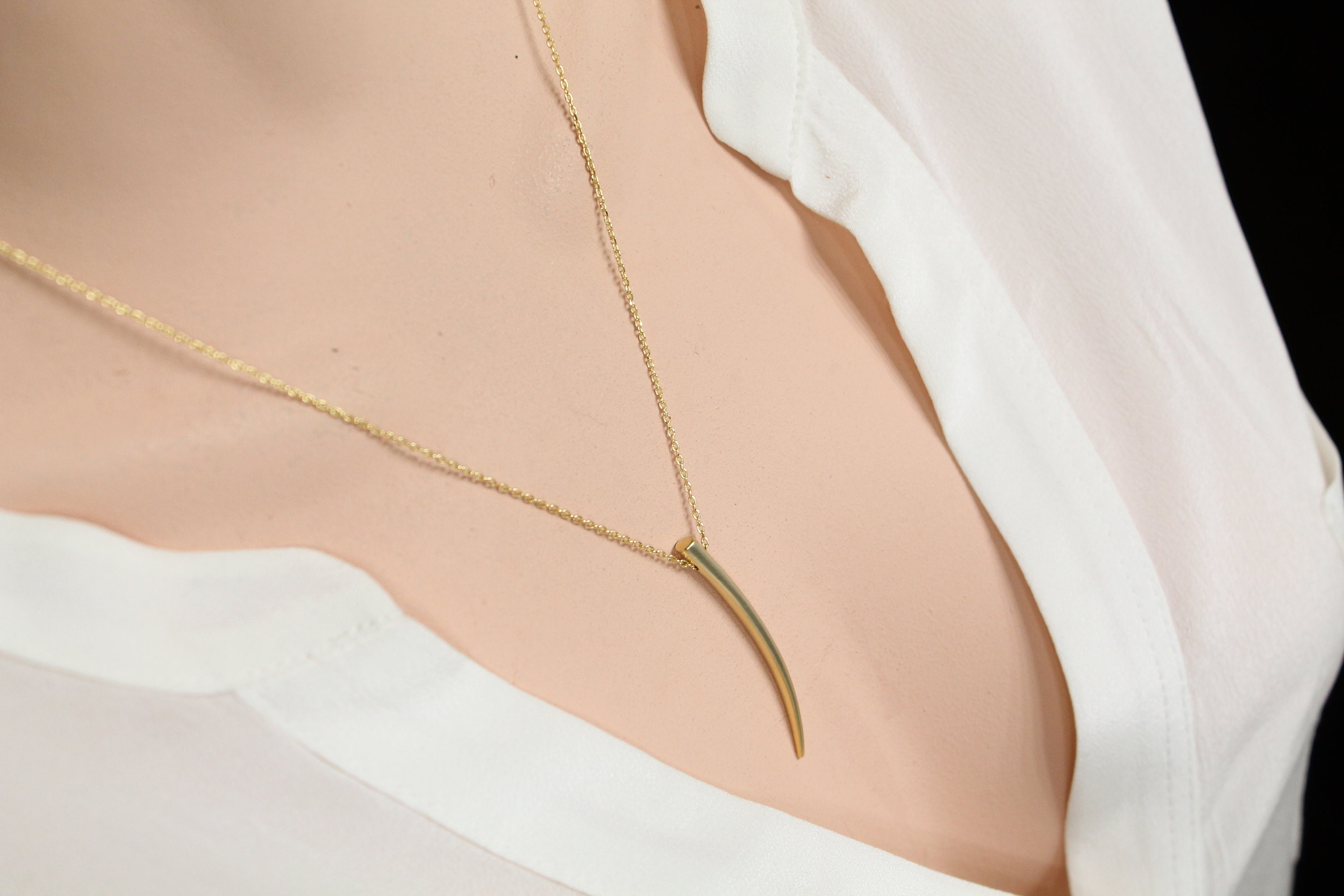 SAINT LAURENT★素敵！Gold-Tone Brass HORN TUSK Necklace SAINT LAURENT☆素敵！Gold-Tone Brass HORN TUSK Necklace