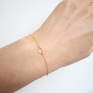 Tiny open heart bracelet, Minimalist gold heart bracelet,  Wedding,Bridesmaid gift