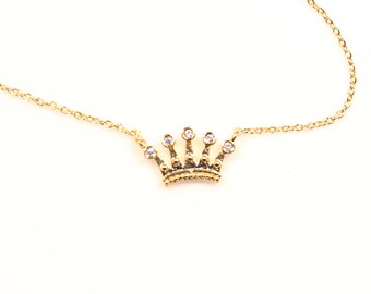 ミュージシャン CROWN NECKLACE GOLD Hip Hop Gold Plated Alloy Cubic Zirconia Crowned HUSTLER 24