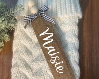 Custom Personalized Beaded Wooden Christmas stocking name tags with/without bows 6 inch