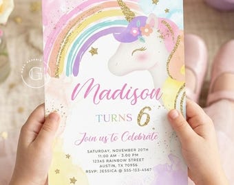 Peut inclure: Une carte d'invitation d'anniversaire rectangulaire avec une licorne aquarelle à corne dorée, un arc-en-ciel pastel et des étoiles dorées. Le texte indique Madison turns 6, Join us to Celebrate, Saturday, November 20th, 11:00 AM - 3:00 PM, 12345 Rainbow Street, Austin, TX 70956, RSVP: Jessica @ 555-123-4567.