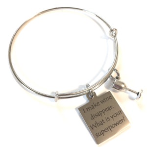 Vino Cuál es tu superpoder Pulsera Brazalete ajustable Joyería Plata Copa de vino Charm Palabra Divertida Palabras humorísticas Joyería expandible