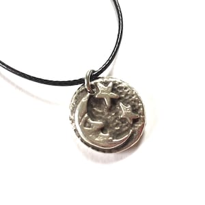 Silver Moon Necklace Rustic Pendant Circle Celestial Stars Crescent Moon Face Unisex Night Necklace Jewelry