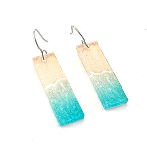 Resin Beach Earrings: Lightweight Ocean Wave Dangle Jewelry