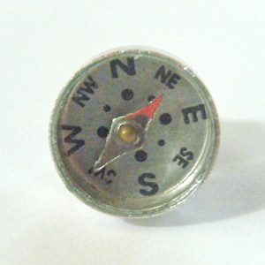 Kompas Tie Tack Revers Clip Heren Geekery Glas Kaart Avontuur Reisaccessoire Noord Zuidoost Oriëntatielopen Sieraden Gadget Outdoorsman