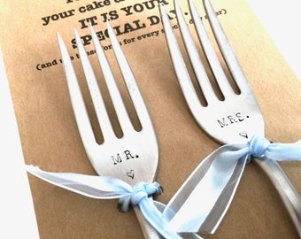 Stamped Forks Mr. Mrs. forks Wedding Cake Silverware Gift for Bride Groom Engagement Present Hand Stamped Recycled Flatware Wedded Couple