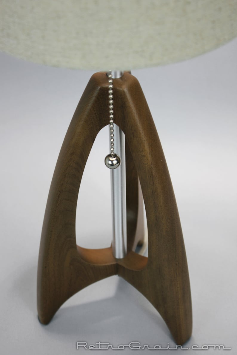 Retro Grain Tripod Table Lamp - Thumbnail 5