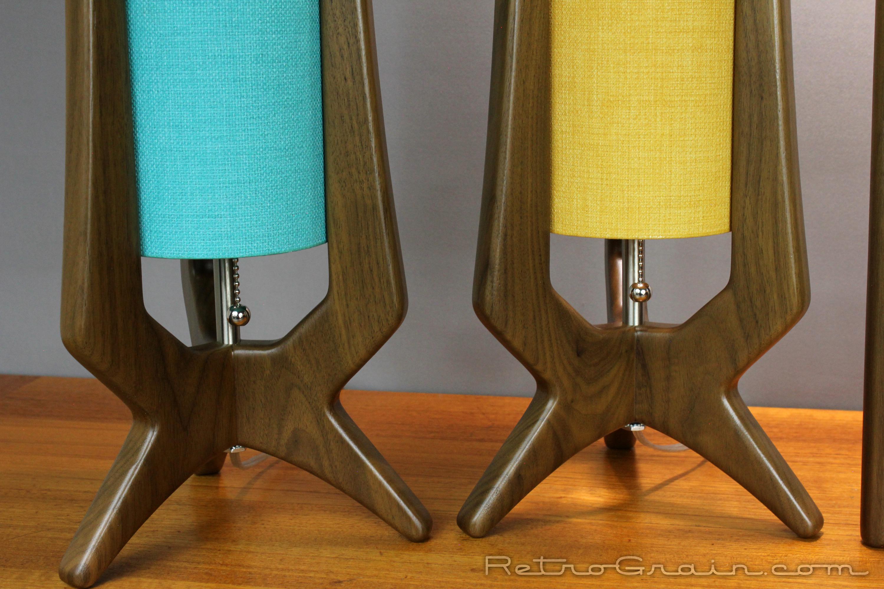 Set of 4 - Mid-century Modern Table Lamps - Walnut Wood - Nickel